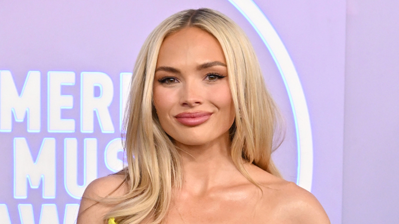 La impresionante evolución de la belleza de la destacada Natalie Alyn Lind de Dutton Ranch