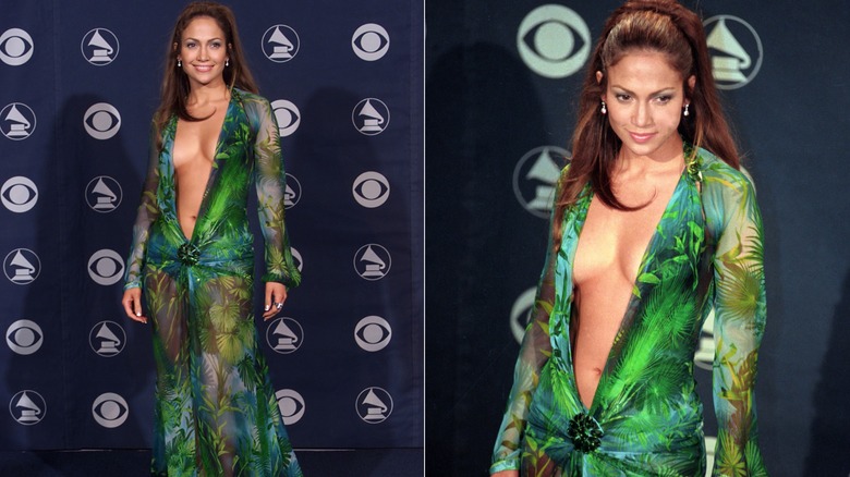 Jennifer López en los Grammy del 2000 con un vestido verde de Versace