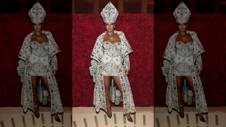 Rihanna en la Met Gala en la ciudad de Nueva York en mayo de 2018