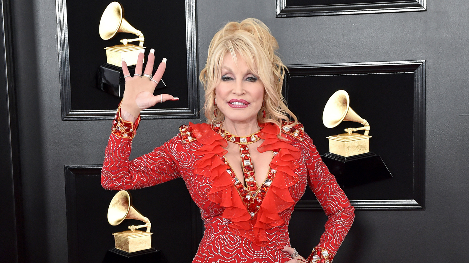 Momentos de la entrega de premios mejor vestida de Dolly Parton