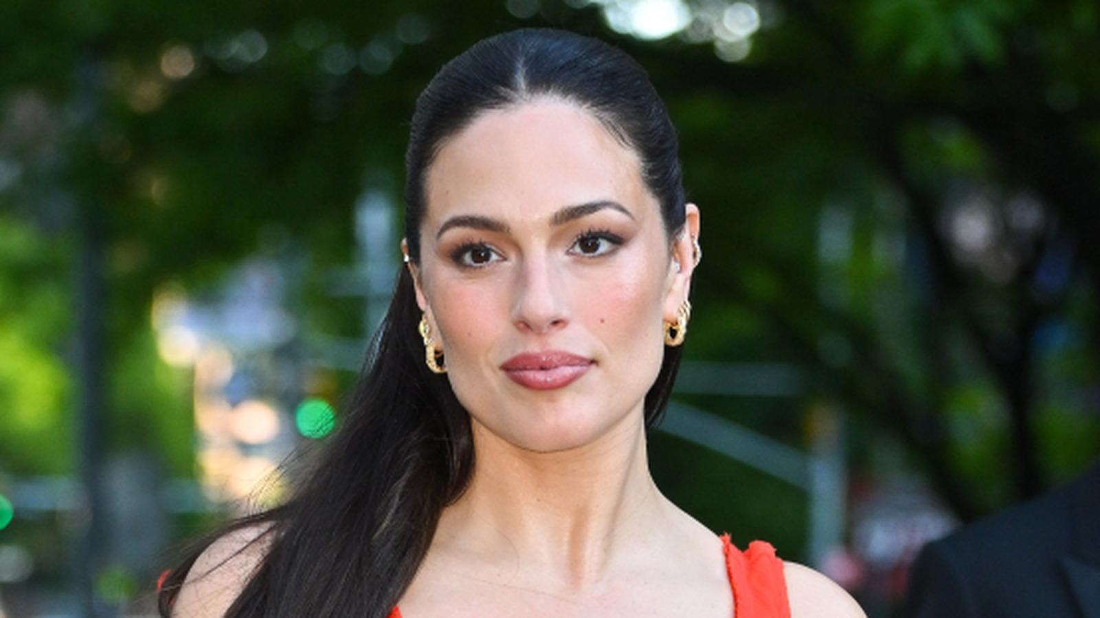 Ashley Graham es tan hermosa sin maquillaje