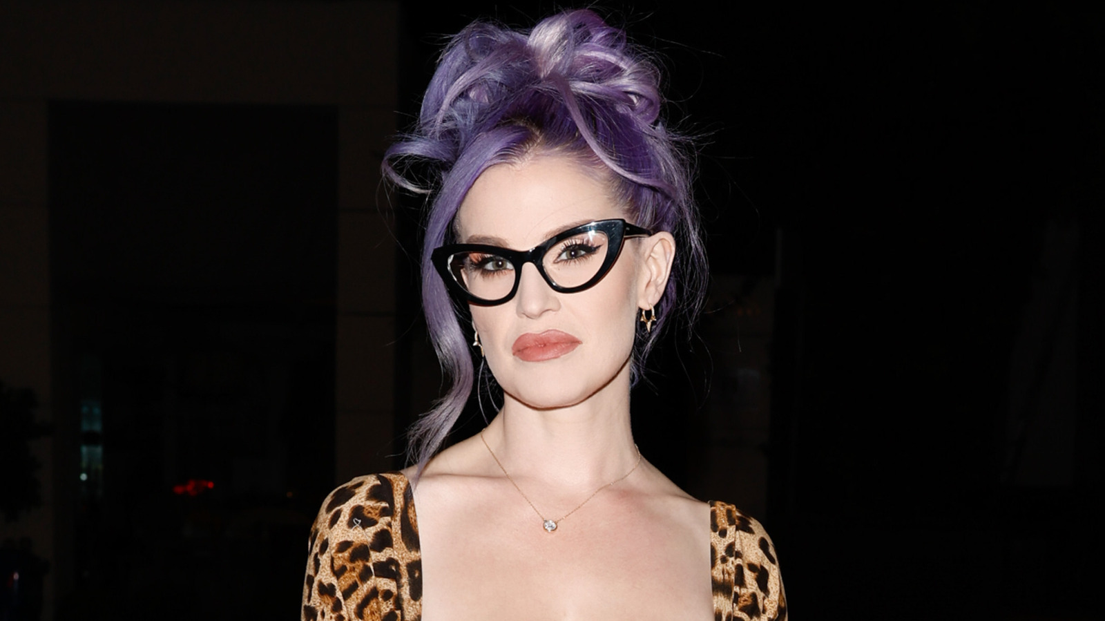 Los momentos mejor vestidos de Kelly Osbourne son una mezcla ecléctica de atuendos