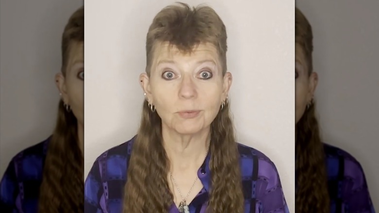 Tami Manis con su atrevido salmonete