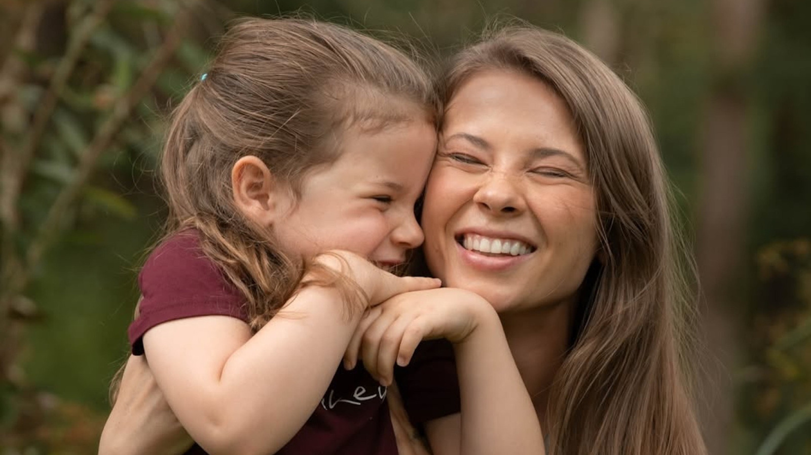 10 dulces fotos de Bindi Irwin y su hija salvaje, Grace