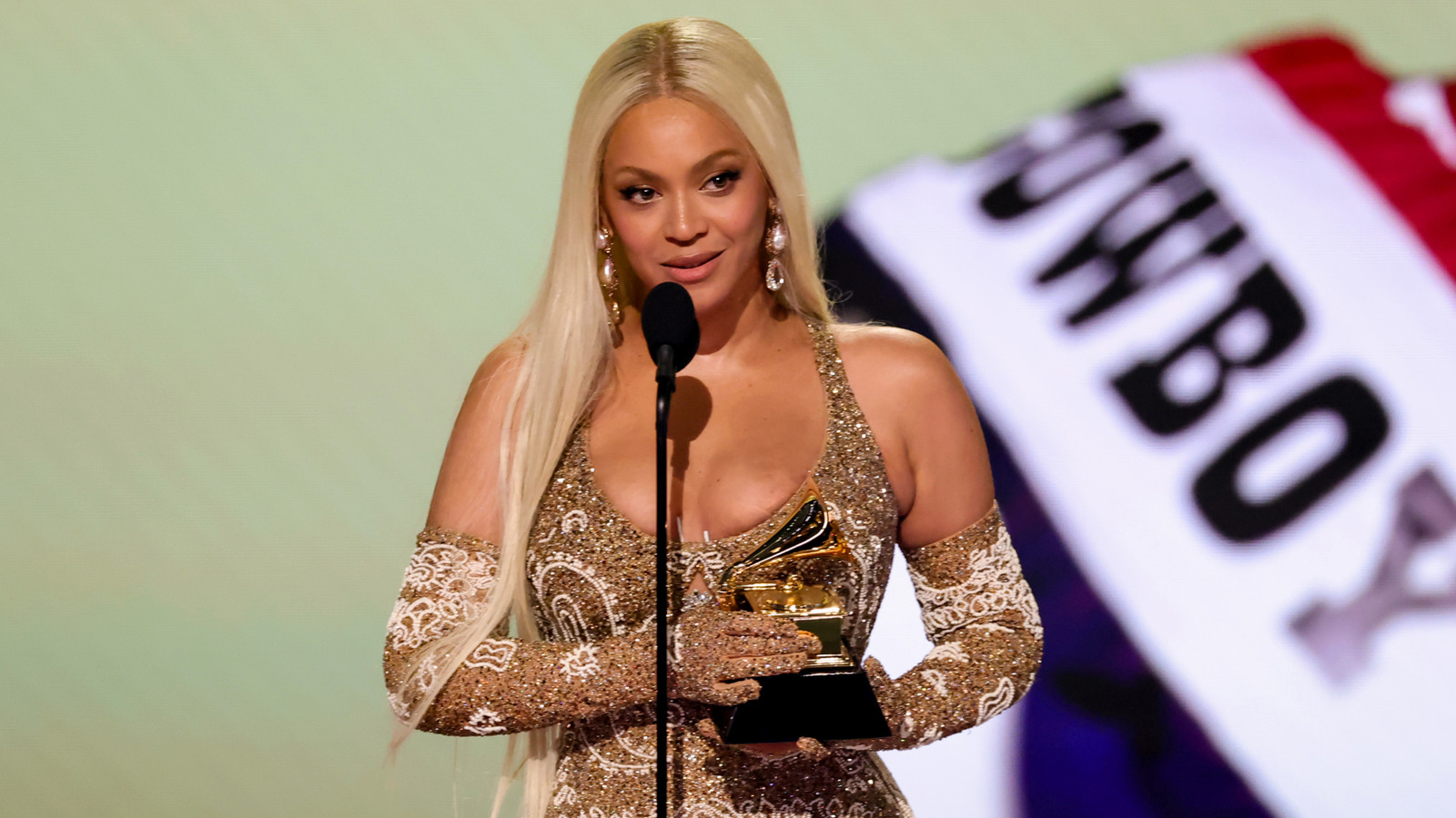 6 veces en las que las divas del pop mayores de 40 años se robaron el show en los Grammy