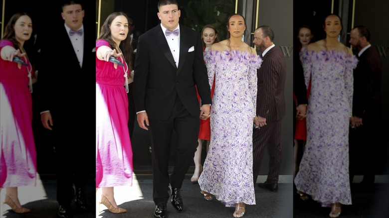 Kaia Harris se dirige a la boda de Taylor Swift y Travis Kelce en 2026.