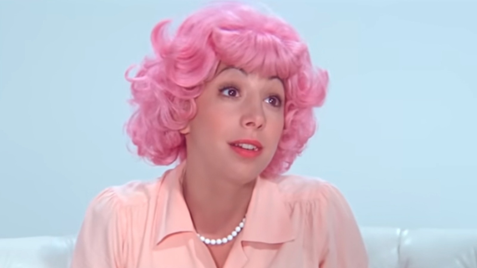 Cómo se ve ahora el Frenchie de Grease
