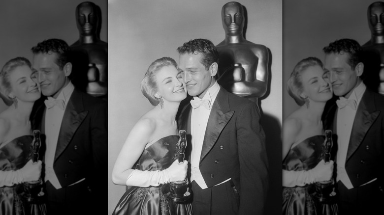Joanne Woodward y Paul Newman en los Oscar de 1958