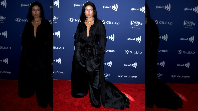 Aminah Nieves en la alfombra roja en 2023