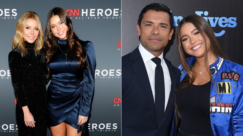 Izquierda: Lola Consuelos con un vestido de satén azul posando junto a su madre Kelly Ripa con un vestido negro brillante. Derecha: Consuelos con una chaqueta bomber azul parada junto a su padre Mark con un traje azul marino.