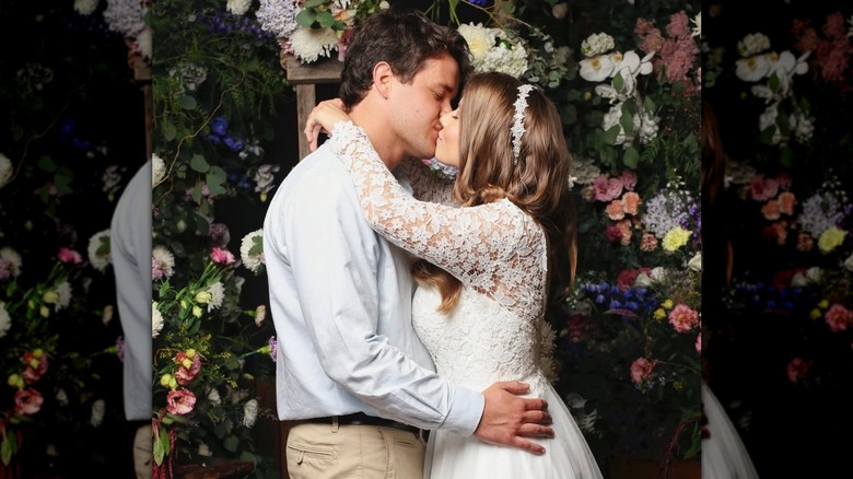Bindi Irwin y Chandler Powell el día de su boda