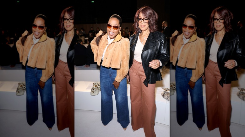 Oprah Winfrey y Gayle King asisten a la feria Chloé Womenswear Otoño/Invierno 2026-2027 como parte de la Semana de la Moda de París el 05 de marzo de 2026 en París, Francia.
