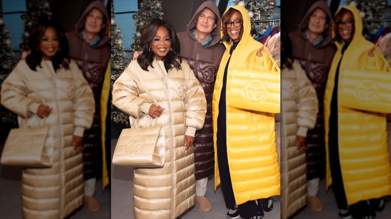 Gayle King, Adam Glassman y Oprah Winfrey lucen chaquetas acolchadas y carteras a juego