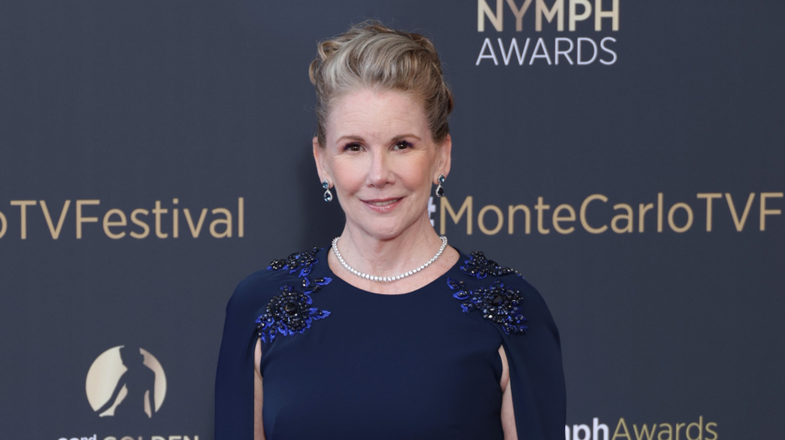 Melissa Gilbert de Little House On The Prairie ha tenido una hermosa transformación de cabello gris