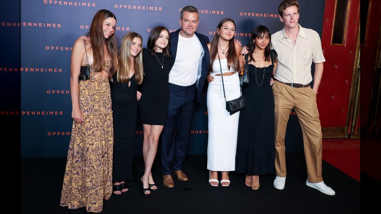 Matt Damon con sus hijas en el 