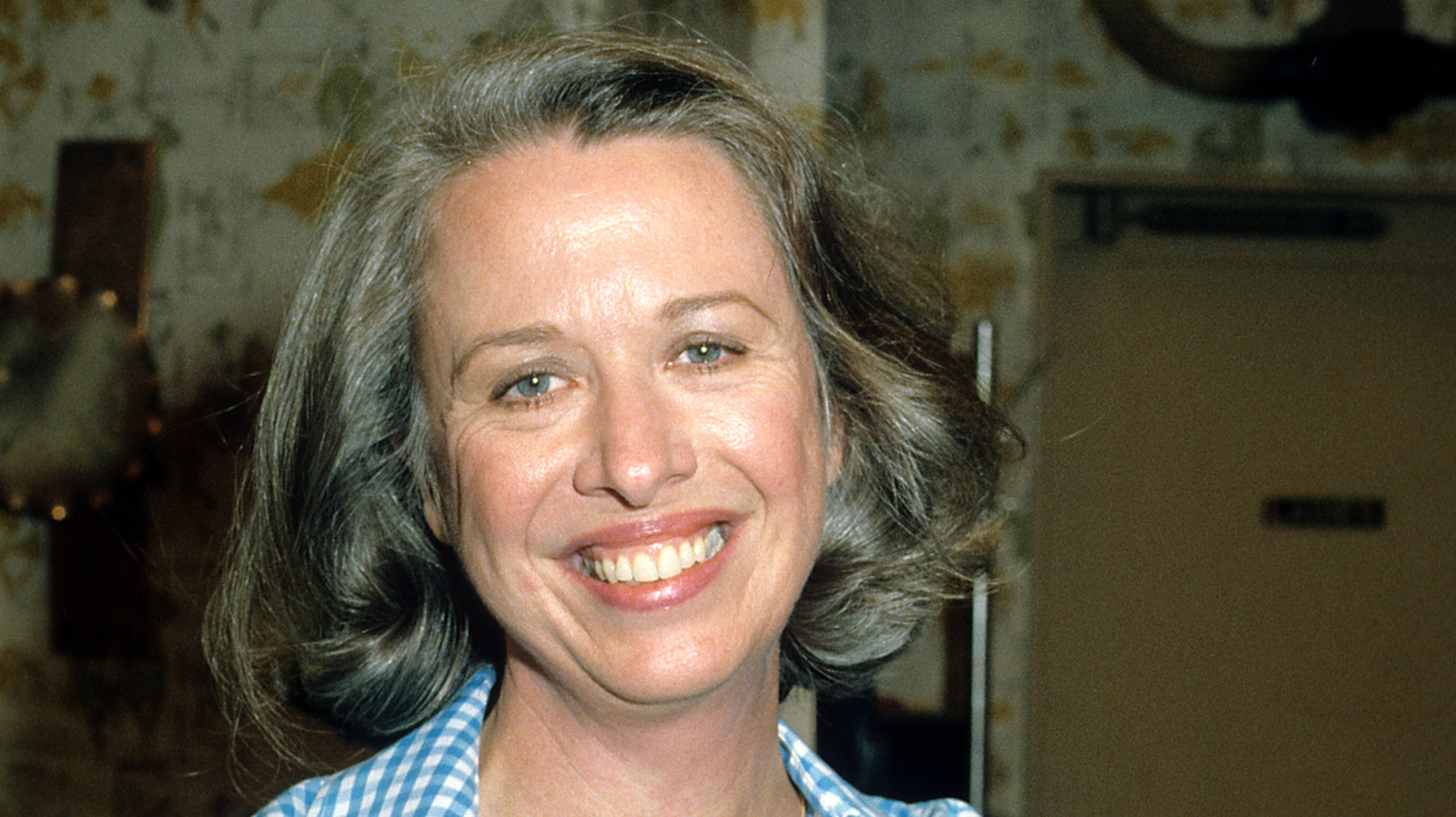¿Recuerdas a la estrella de los 70 Polly Holliday? Así es como se veía décadas después de la fama de Alice