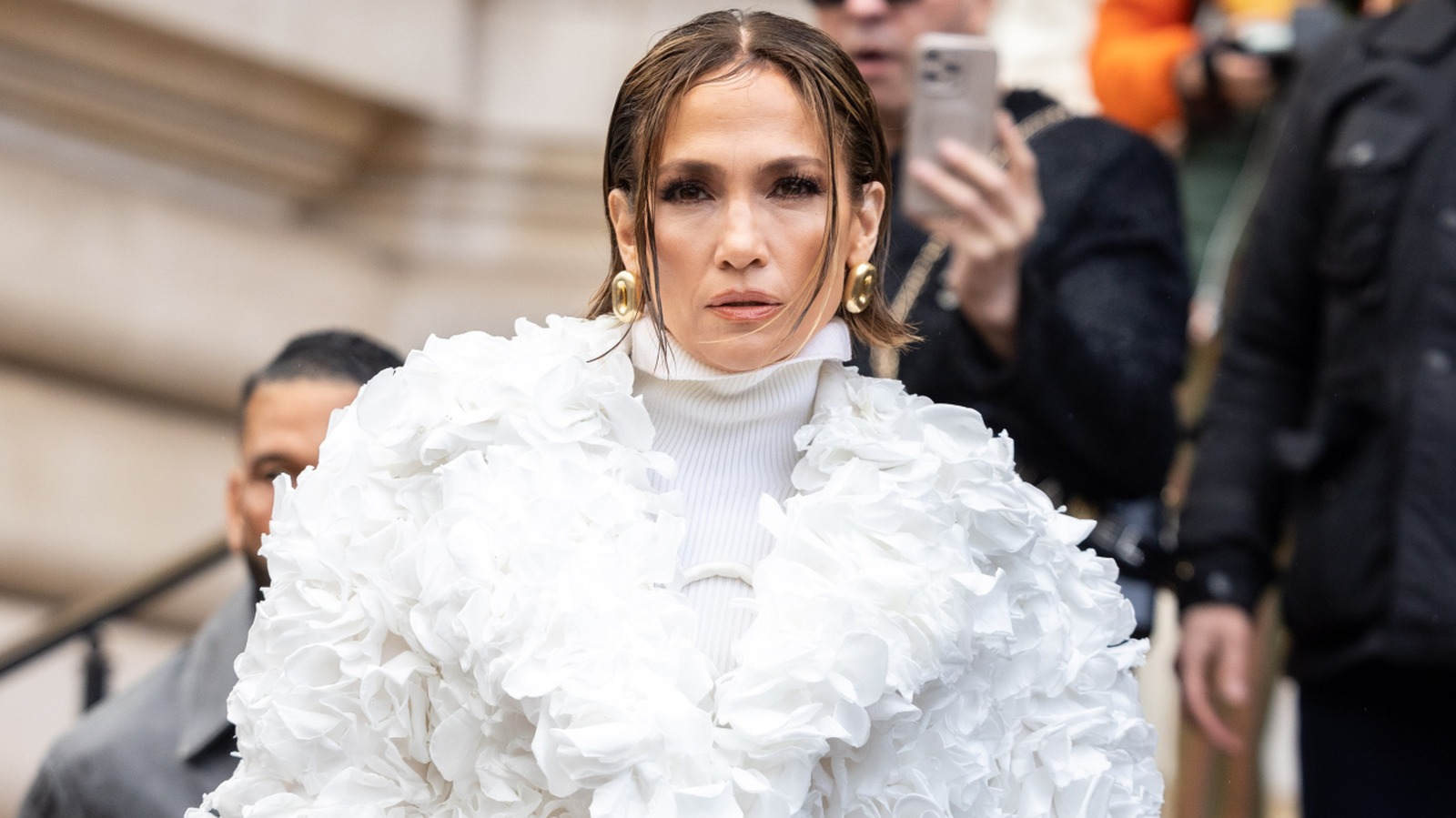 Raras veces Jennifer Lopez ha abandonado su estilo normal por cortes de pelo cortos