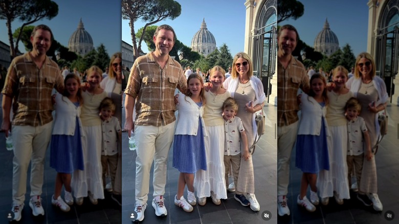 Jenna Bush Hager con su familia en Roma, Italia.