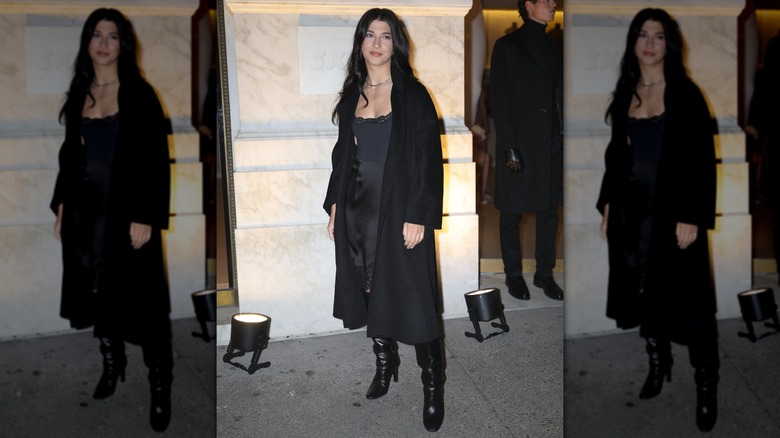 Phoebe Gates asiste a la fiesta de inauguración de la tienda insignia Skims New York en Midtown el 12 de diciembre de 2024 en la ciudad de Nueva York