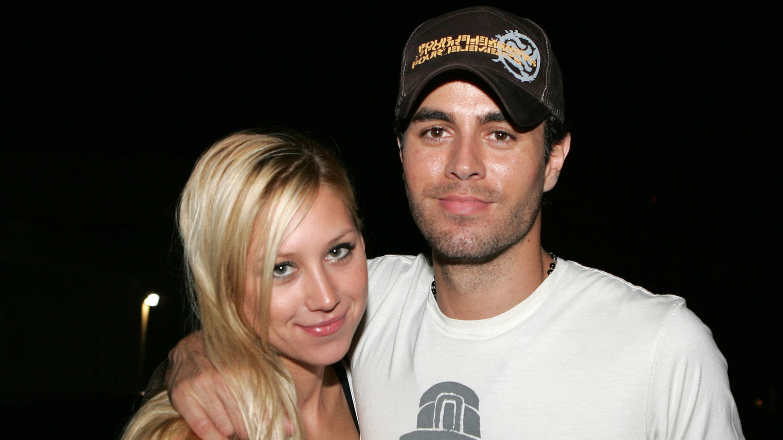 Dulces fotos de Anna Kournikova y Enrique Iglesias a lo largo de su relación