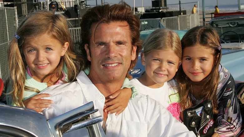 Lorenzo Lamas con sus hijas Isabella, Victoria y Alexandra en 2006.
