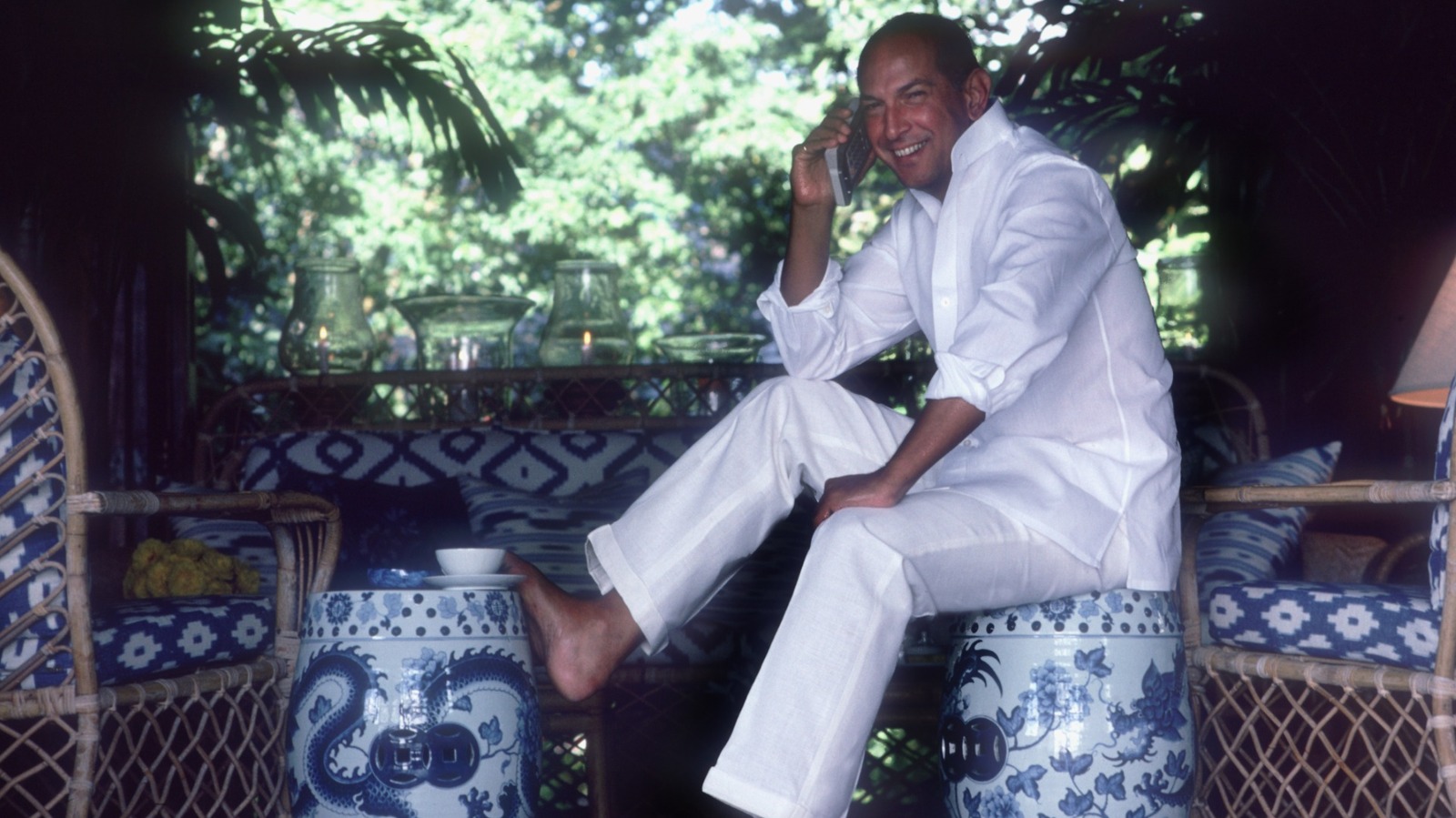 Frase del día de Oscar De La Renta: 'Estar bien vestido no tiene mucho que ver con...'