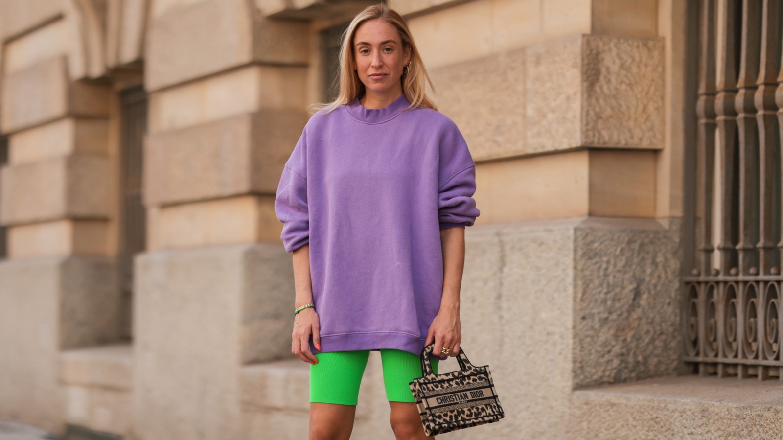 Es casi la temporada de la 'Princesa Diana con pantalones cortos de ciclista y una sudadera': cómo diseñar el look en 2026
