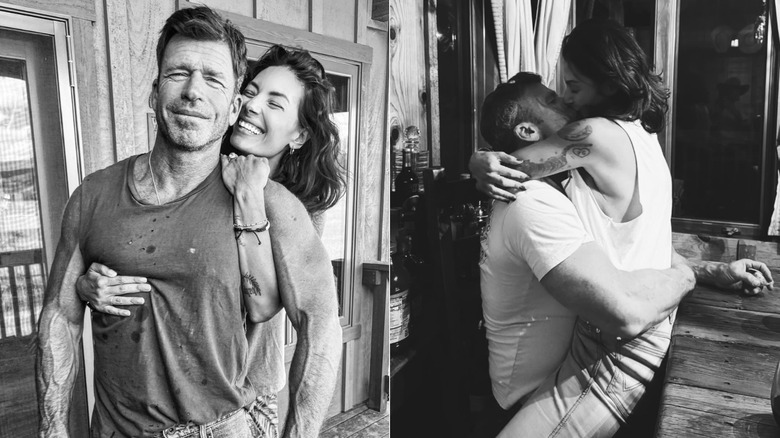 Dos fotografías, una al lado de la otra, de Taylor Sheridan y su esposa Nicole Sheridan en cariñosas tomas en blanco y negro.