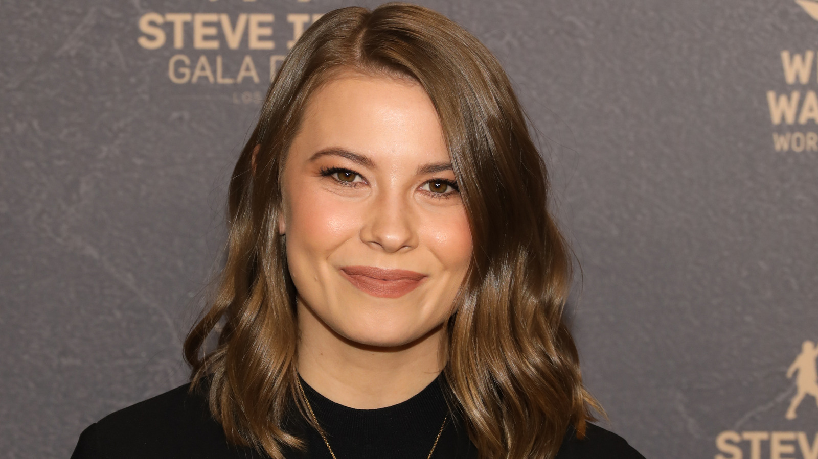 La experiencia de Bindi Irwin en endometriosis la ha convertido en una defensora de la salud de la mujer