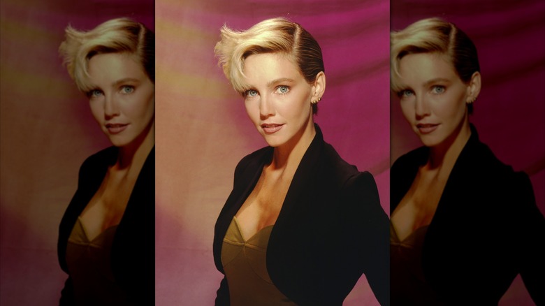 Heather Locklear posa para un retrato en 1989 en Los Ángeles, California.
