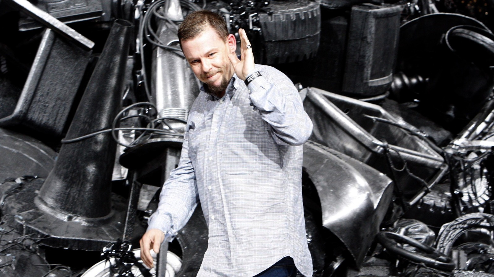Cita del día de Alexander McQueen: 'Creo que hay belleza en...'