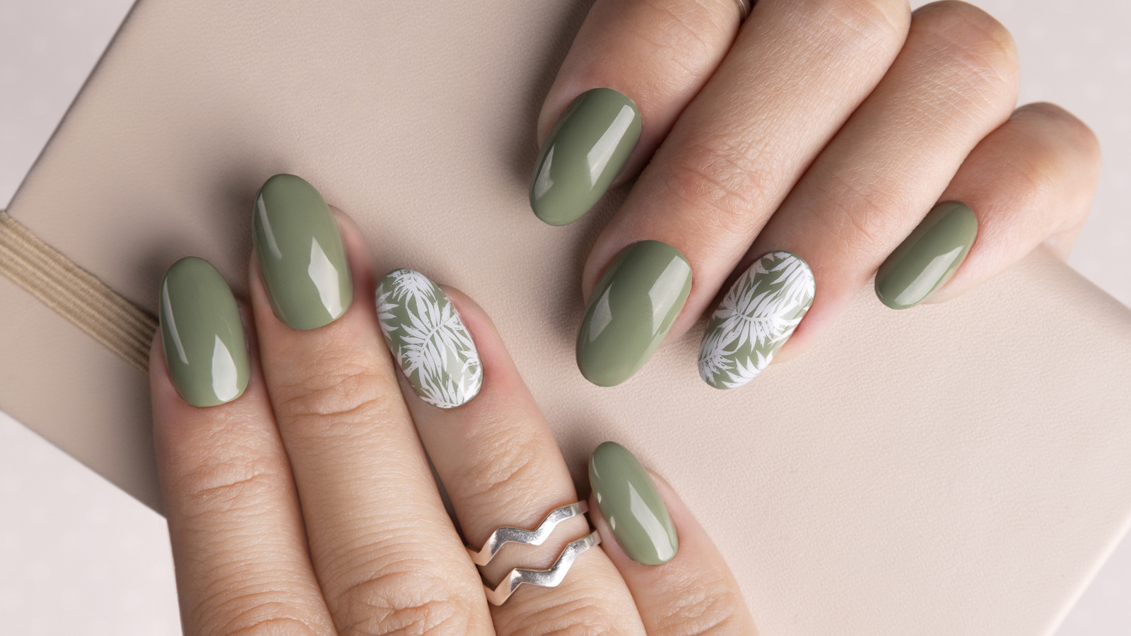 7 manicuras de moda perfectas para la temporada de Virgo