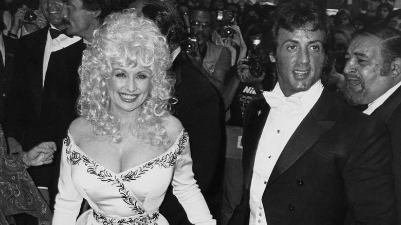 Dolly Parton en 1984 en el estreno de 