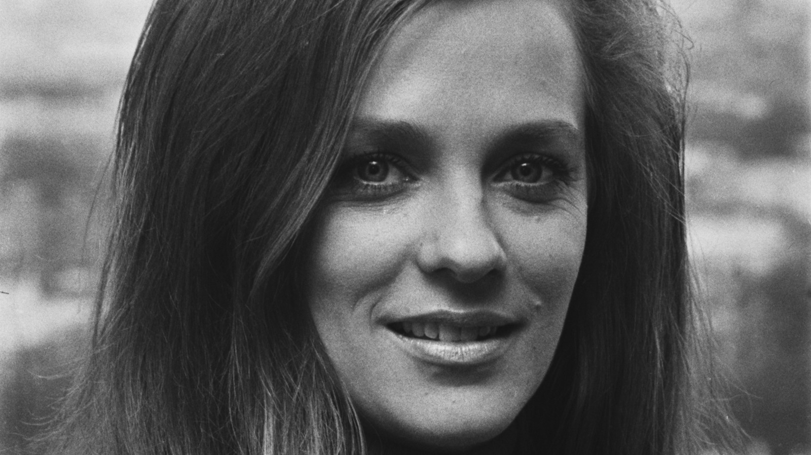 El ícono de la música country Connie Smith está envejeciendo como un buen vino
