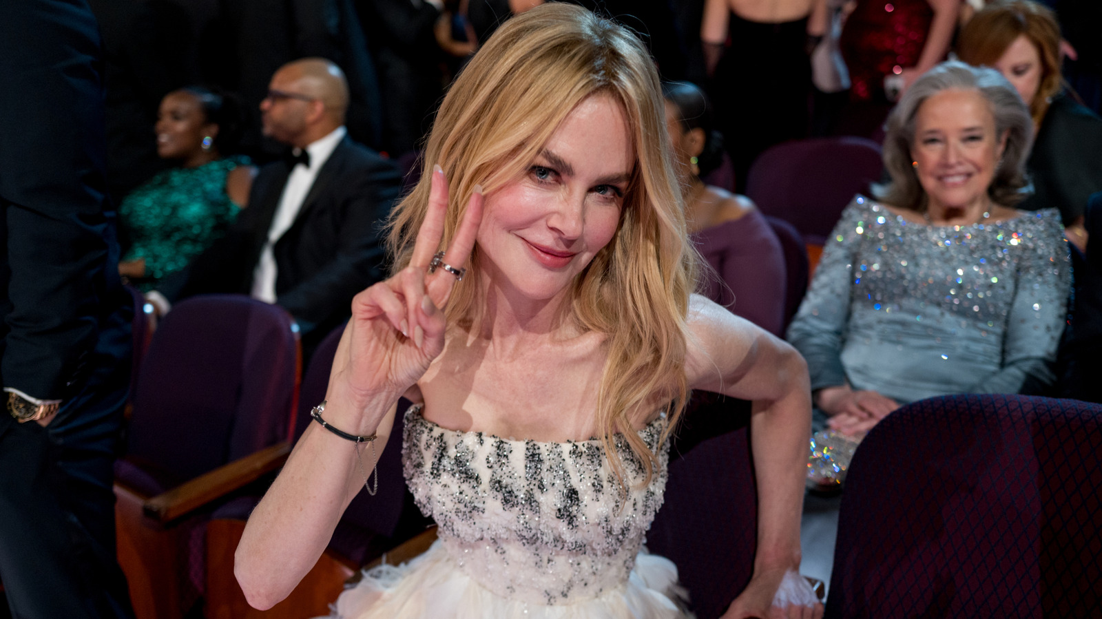 Nicole Kidman lidera el renacimiento del vestuario de venganza de celebridades definitivo en 2026