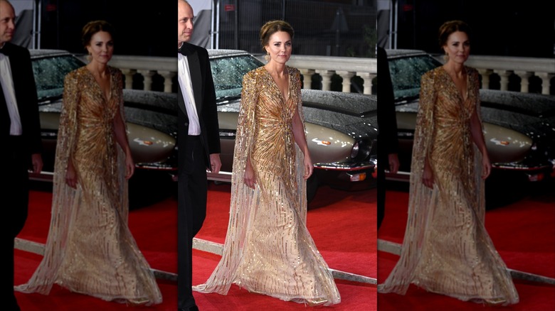 Kate Middleton camina por la alfombra roja con un vestido con incrustaciones doradas