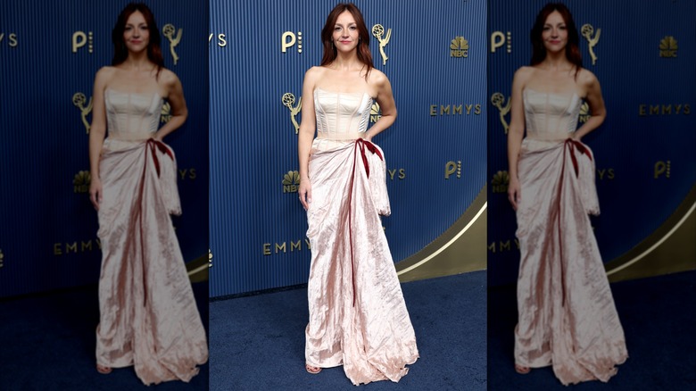 Abby Elliott en la 78.a edición de los premios Primetime Emmy en Los Ángeles en septiembre de 2026