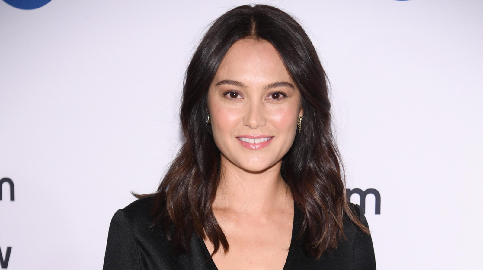 'Un poco salvaje está bien': Emma Heming Willis está criando a sus hijas para que disfruten de la diversión