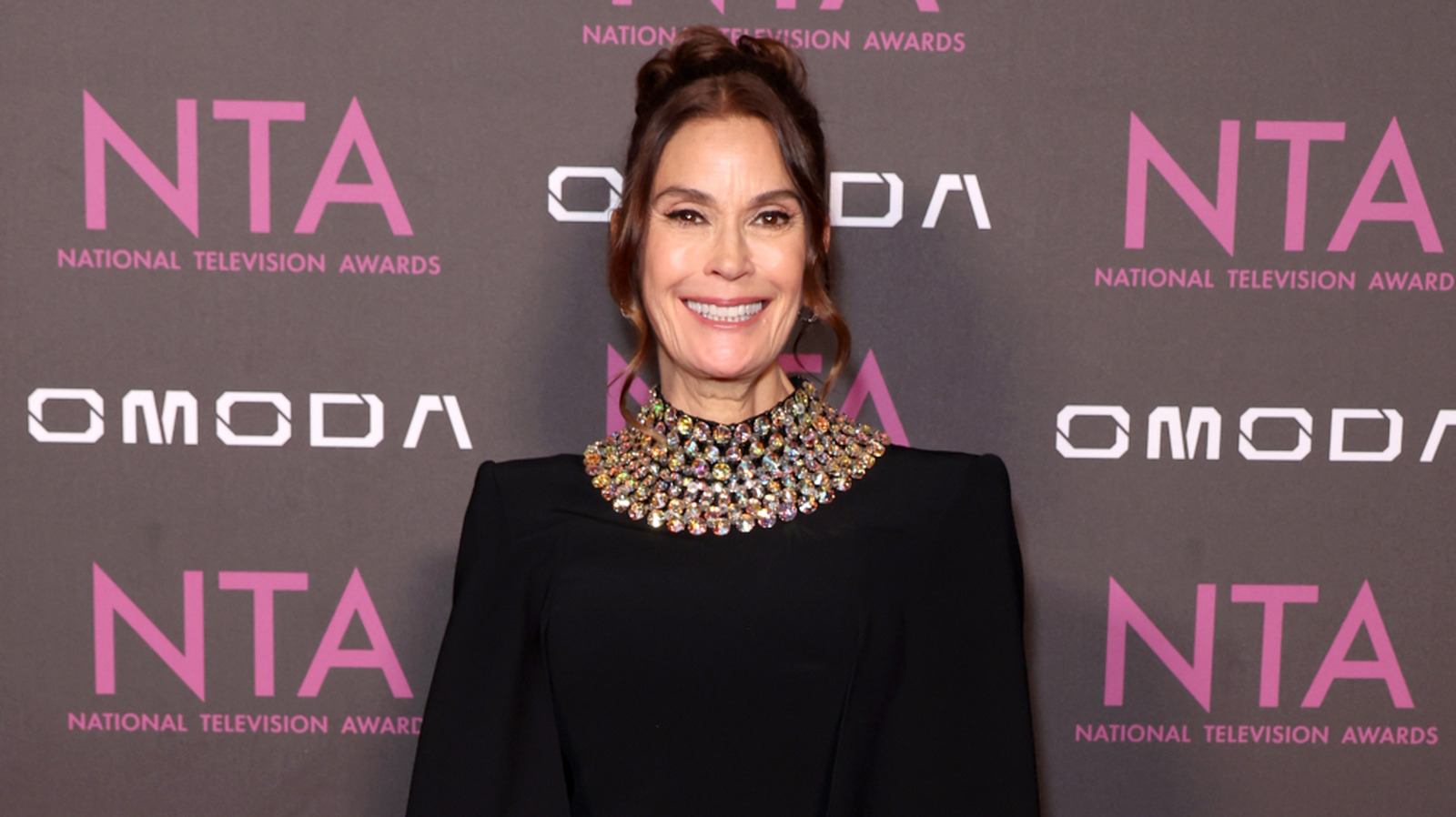 La respuesta de Teri Hatcher al envejecimiento en Hollywood es una llamada de atención para las mujeres de todo el mundo: 'No he terminado'