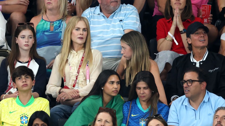 Nicole Kidman con sus hijas Sunday Rose y Faith Margaret Kidman-Urban en julio de 2024