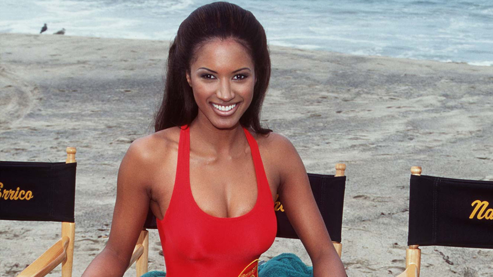 Así es como se ve la estrella original de Baywatch, Traci Bingham, en estos días