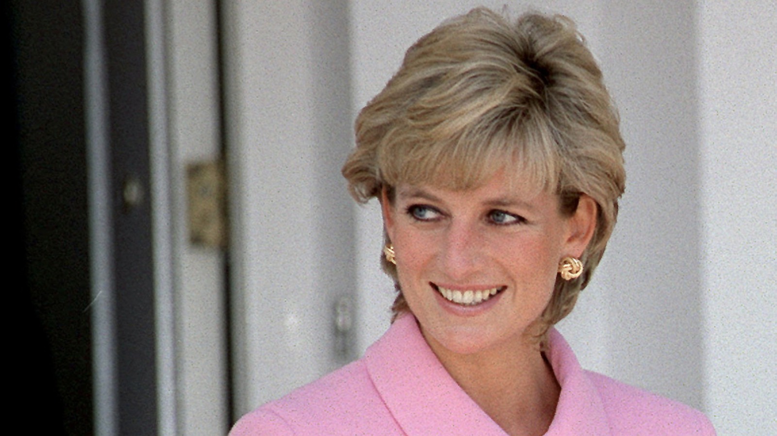 El corte de pelo con plumas característico de la princesa Diana regresará con fuerza en 2026
