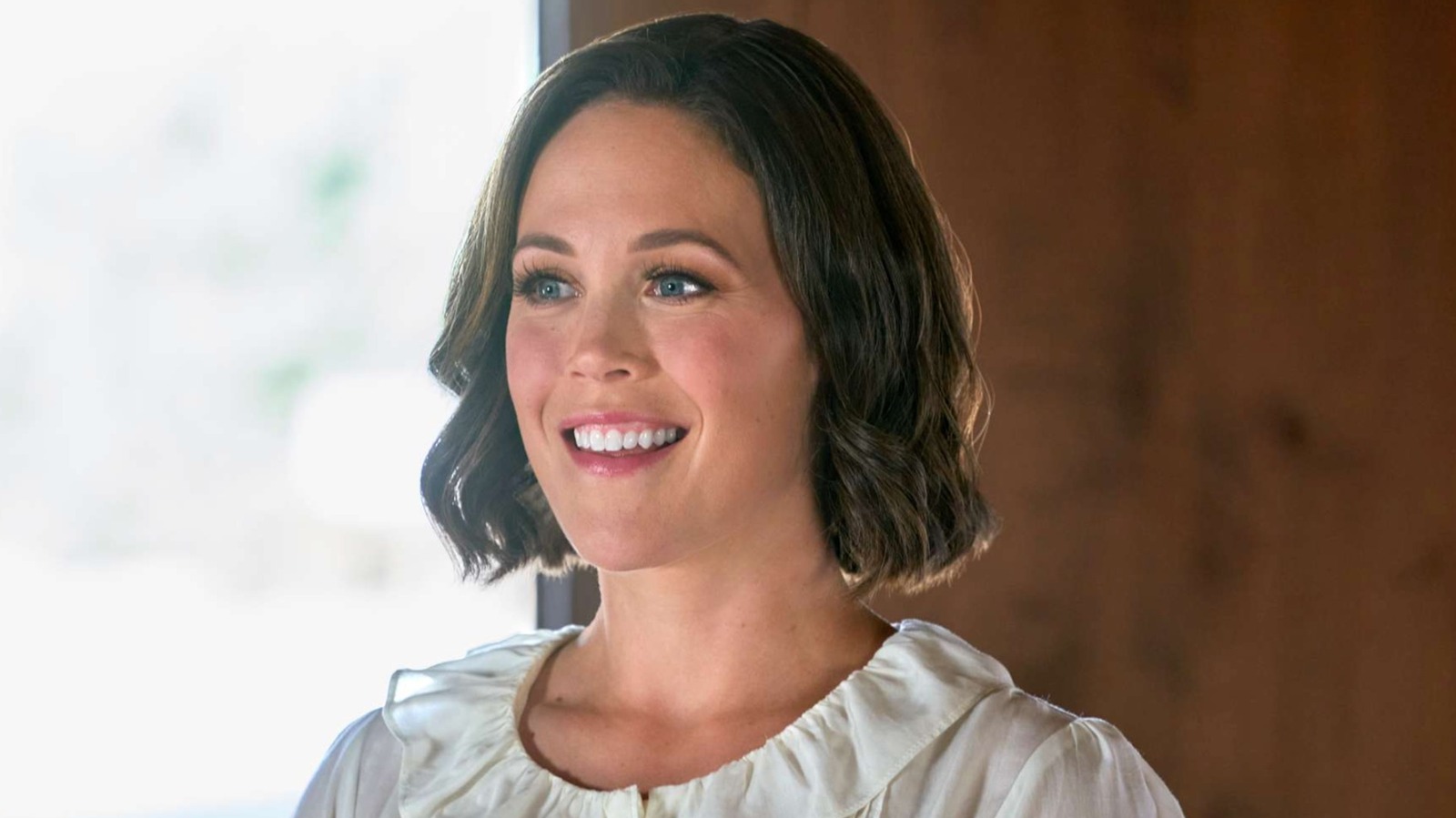 La sorprendente transformación de la estrella de When Calls The Heart, Erin Krakow