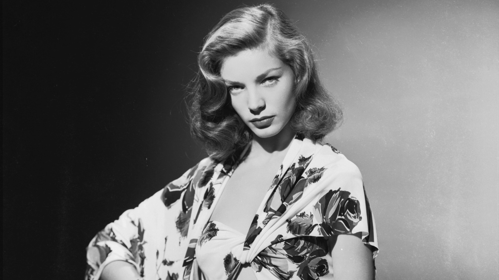 8 fotos retrospectivas del ícono de Hollywood Lauren Bacall que capturaron los años 40 a la perfección