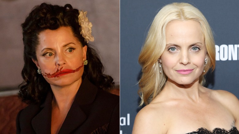 Fotos una al lado de la otra de Mena Suvari en su personaje en AHS (izquierda) y ella misma en la alfombra roja (derecha)