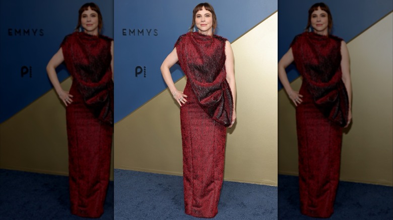 Fiona Dourif asiste a la 78ª edición de los premios Primetime Emmy en Los Ángeles en septiembre de 2026
