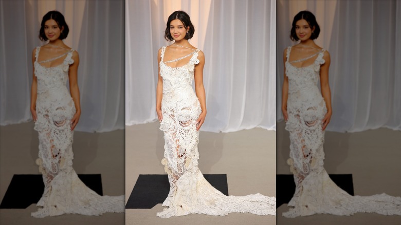 Peyton Elizabeth Lee con un vestido de encaje en la Gala del Museo de la Academia 2026