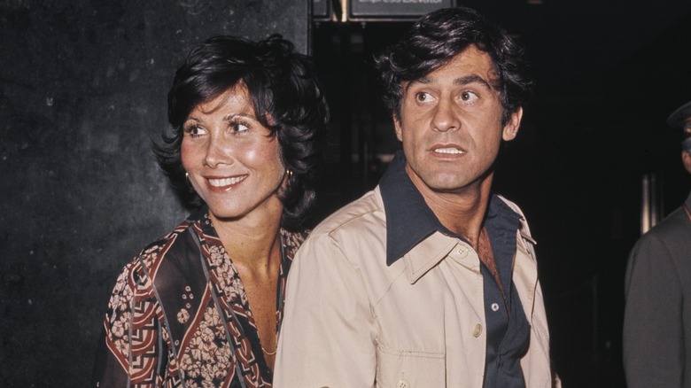 James Farentino y Michele Lee en agosto de 1975